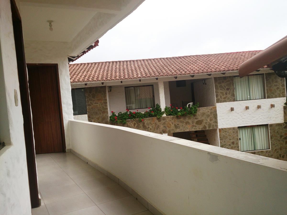 Plaza Pueblo Hotel Vallegrande Екстер'єр фото